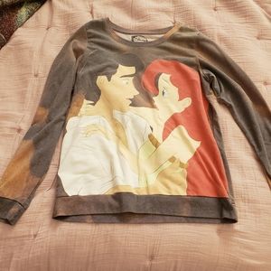 XXL GUC Disney Little Mermaid light weight sweater